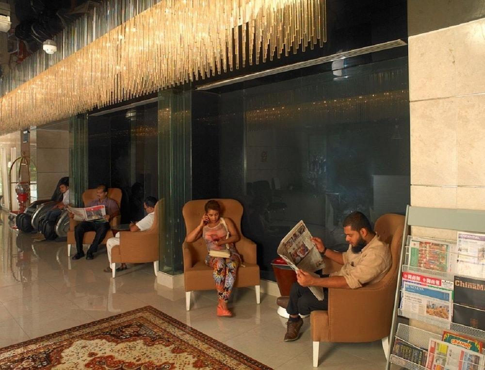 Phoenicia Grand Hotel Dubaj Zewnętrze zdjęcie