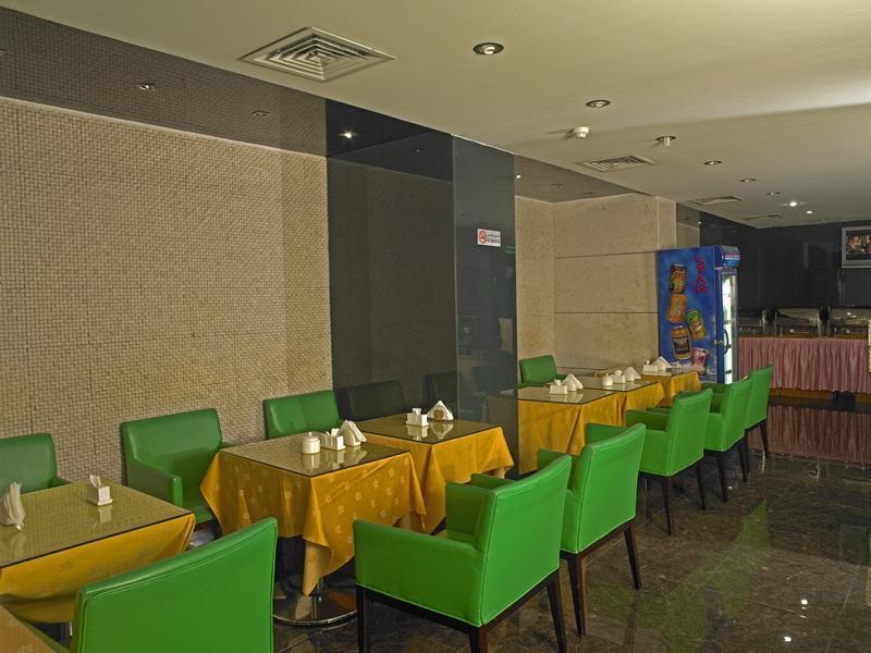 Phoenicia Grand Hotel Dubaj Zewnętrze zdjęcie