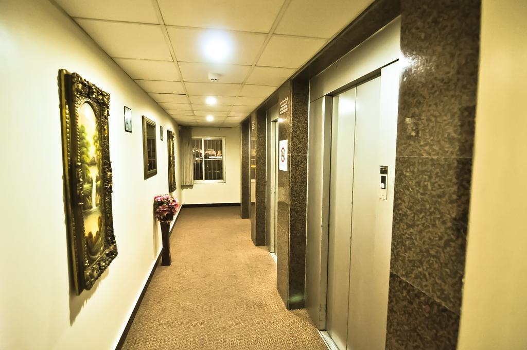 Phoenicia Grand Hotel Dubaj Zewnętrze zdjęcie