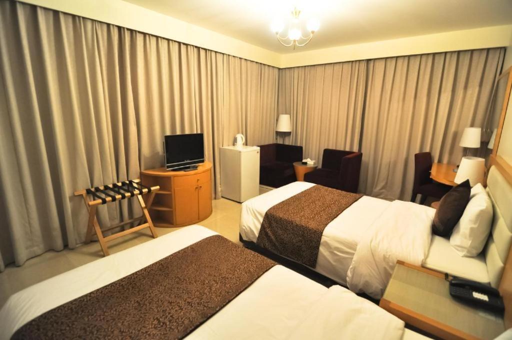 Phoenicia Grand Hotel Dubaj Zewnętrze zdjęcie